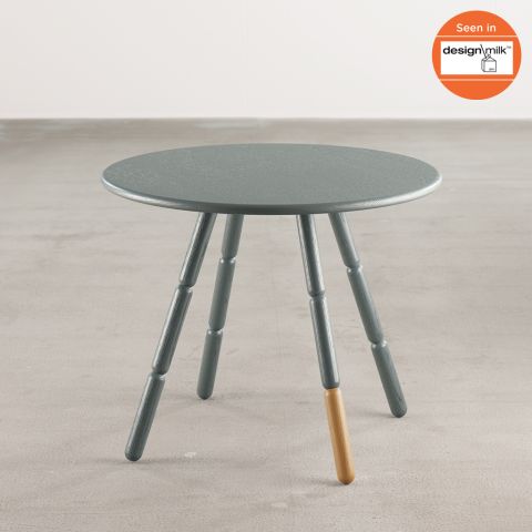 Lazy little round table in blue-grey