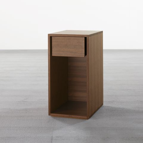 Box medium side table in walnut