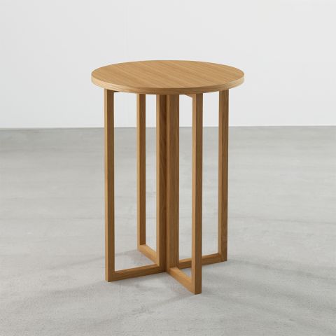 Quad side table in oak