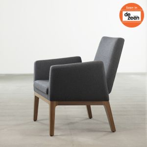 Trident armchair in walnut